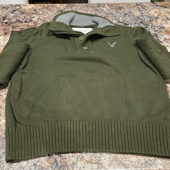 Men’s American Eagle sweater - Picture 2 of 4